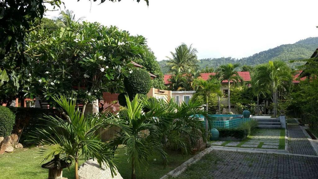 Hotel Baan Sala Lung Dam Bophut Exterior foto