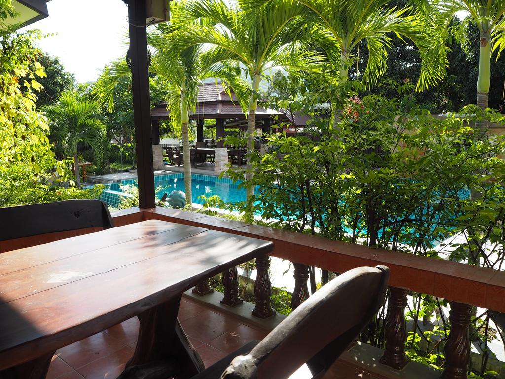 Hotel Baan Sala Lung Dam Bophut Exterior foto